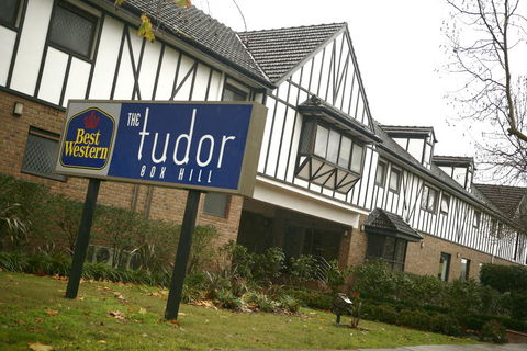 Best Western Plus The Tudor Box Hill - Hobart Tourism 0