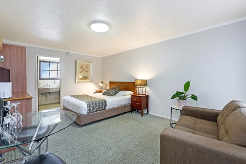Best Western Tudor Motor Inn - Hobart Tourism 3