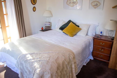 Billabong Cottage - Hobart Tourism 1