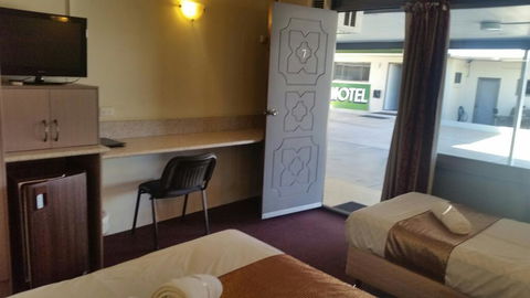Biloela Centre Motel & Steakhouse Restaurant - Tourism TAS 2