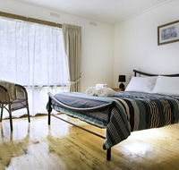 Bindi - Pet Friendly - Hobart Tourism