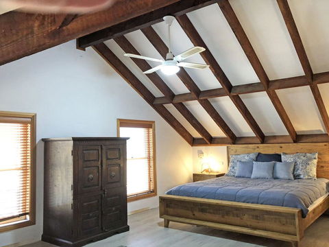 Birubi Beach House' 14 Campbell Avenue - Fantastic House And Close To The Surf Beach - Tourism TAS 1