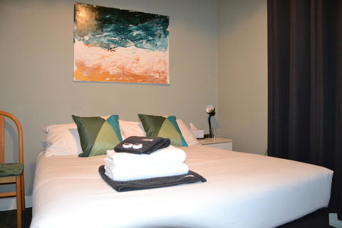 Black Diamond Lodge - Tourism TAS 3