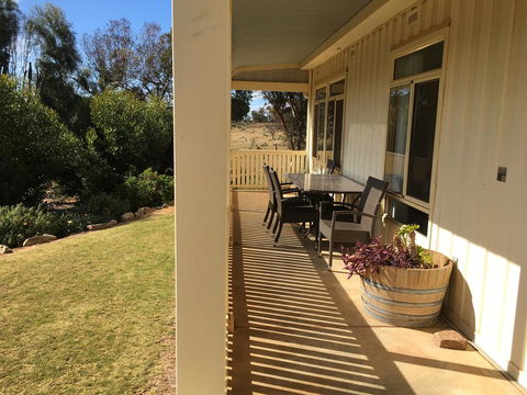 Black Jack Get-A-Way Magpies Nest - Tourism TAS 2