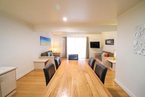 Blackbutt Family Loft Townhouse - Tourism TAS 2