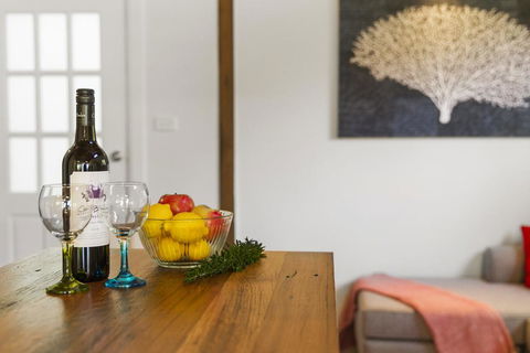 BLUE APPLE LODGE - Hobart Tourism 1