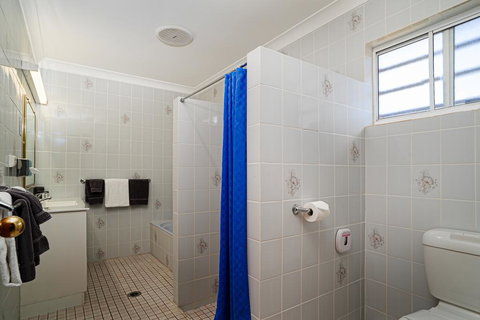 Blue Diamond Motor Inn - Hobart Tourism 2