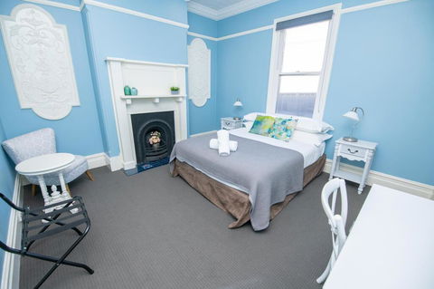 Blue Door Apartments Heritage Charm In CBD - Hobart Tourism 2