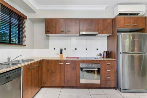 Blue Lagoon Lakeside Apartment - Hobart Tourism 2