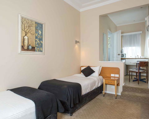 Blue Mountains Heritage Motel - Hobart Tourism 1