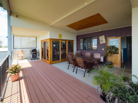 Blue Water Retreat - Upstairs - Hobart Tourism 0
