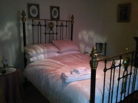 Bluebird Cottage - Hobart Tourism 3