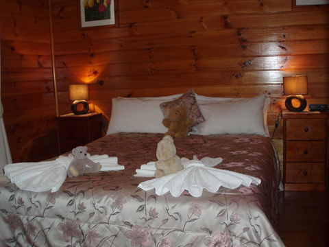 Boat Harbour Garden Cottages - Hobart Tourism 2
