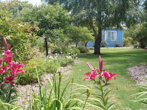 Boat Harbour Garden Cottages - Hobart Tourism 1