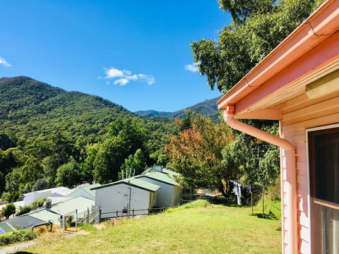 Bogong Village - Hobart Tourism 3