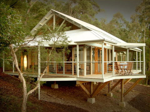 Bombah Point Eco Cottages - Hobart Tourism 0