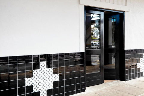 The Royal Hotel, Drouin - Tourism TAS 3