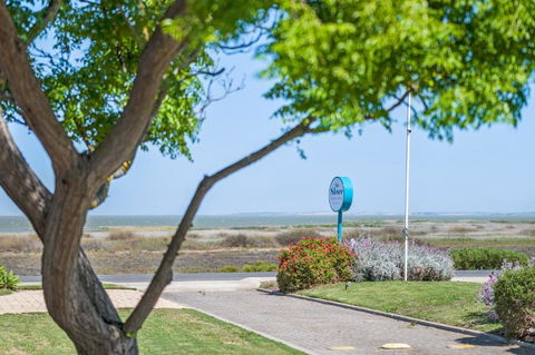 The Shore Motel Milang - Hobart Tourism 3