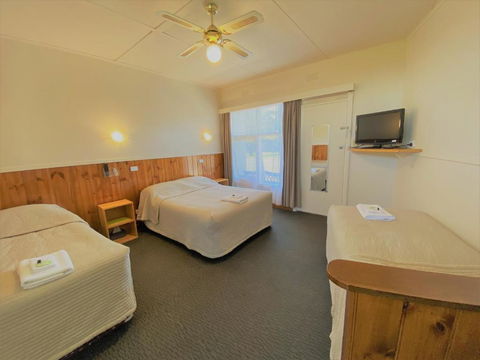 The Terang Motor Inn - Hobart Tourism 3