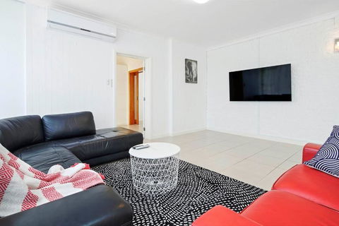 The Zebra - 4Bdrm Slps 8 2 Bathrm Wi-Fi - Hobart Tourism 1