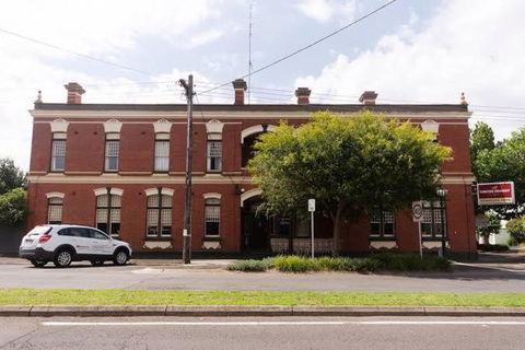 Thommos Pub - Hobart Tourism 0