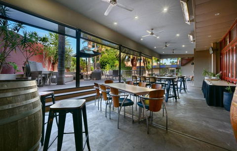 Westland Hotel Motel - Tourism TAS 3