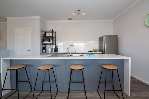 Xanadu - Aldinga Beach - C21 SouthCoast Holidays - Tourism TAS 2
