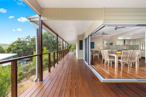 AVALON 5 STAR LUX 4 Bedroom Home Kingfisher Bay Fraser Island 8 GUEST - Tourism TAS 0