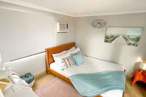 Seabreeze Beach House, Wagait Beach - Hobart Tourism 1