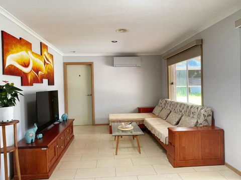YF Home Sweet Home - Tourism TAS 1