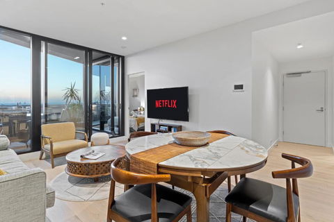 Zi Apartments - With Balcony, Bayview, Sauna And Pool - Tourism TAS 3