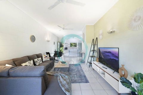 ZEN Westralia: 2-BR Cozy Inner-City Apt Near Shops - Tourism TAS 0