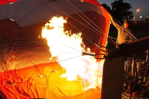 Melbourne Balloon Flights, The Peaceful Adventure - Hobart Tourism 0