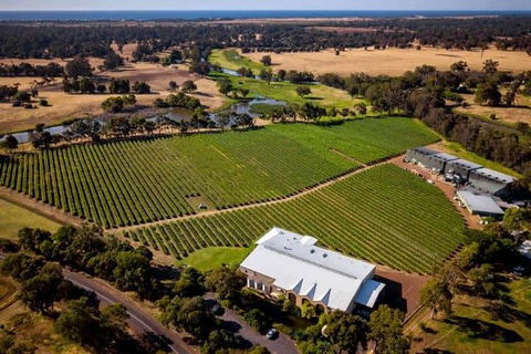 Busselton Jetty + Train Ride + Winery + Scenic Drive Full Day Tour - Hobart Tourism 3