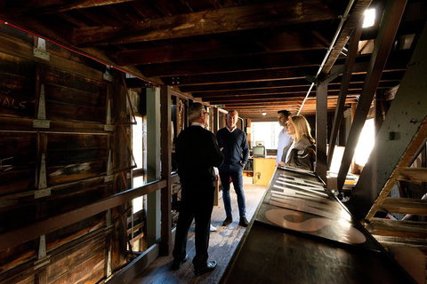 Adelaide Oval Stadium Tour - Hobart Tourism 4