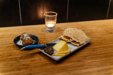 The Flavors Of Perth: Fremantle Wine & Bites Private Tour - Hobart Tourism 4