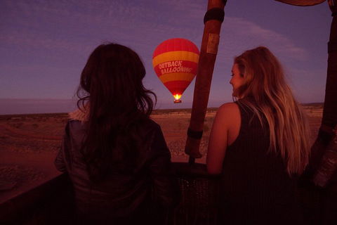 Early Morning Ballooning In Alice Springs - Tourism TAS 1