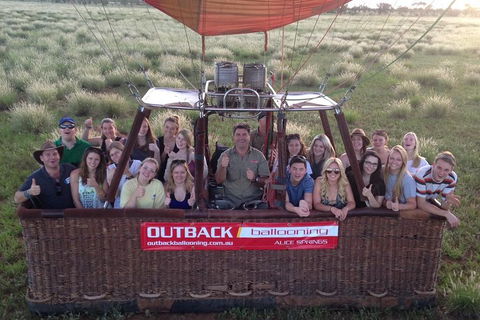 Early Morning Ballooning In Alice Springs - Tourism TAS 3