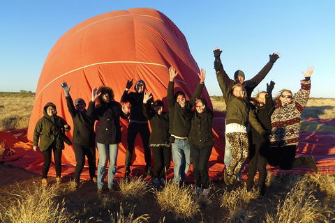 Early Morning Ballooning In Alice Springs - Tourism TAS 5