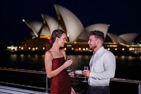 Sydney Harbour Dinner Cruise - Hobart Tourism 3