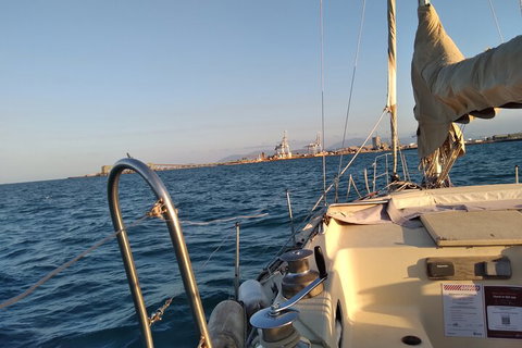 Townsville Small Group Early Morning Sailing Cruise Boat Tour Charter Hire - Hobart Tourism 2