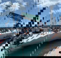 2-Night Whitsundays Sailing Cruise incl. Whitehaven Beach  Great Barrier Reef - Tourism TAS