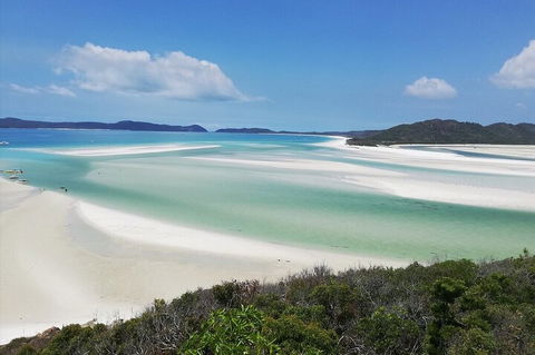 2-Night Whitsundays Sailing Cruise Incl. Whitehaven Beach & Great Barrier Reef - Tourism TAS 1