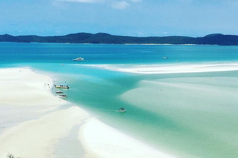2-Night Whitsundays Sailing Cruise Incl. Whitehaven Beach & Great Barrier Reef - Tourism TAS 5