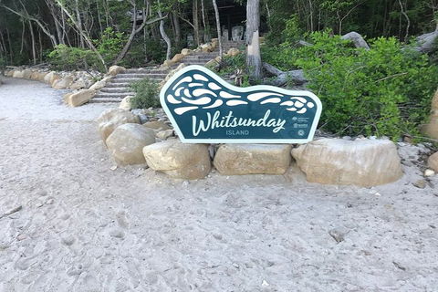2 Night Small Group Whitsundays Sailing Adventure Aboard Mandrake - Tourism TAS 1