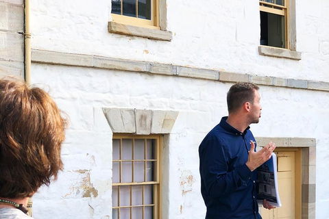Convicts And The Rocks: Sydney's Walking Tour Led By Historian - Hobart Tourism 2