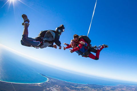Byron Bay Tandem Sky Dive - Hobart Tourism 0