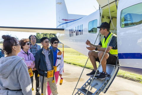 Scenic Flight - Great Barrier Reef, Heart Reef, Whitehaven Beach & Hill Inlet! - Hobart Tourism 1