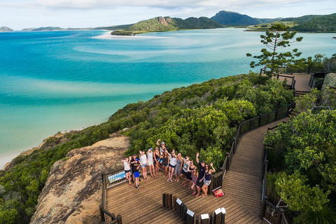 2-Day Whitsundays Sailing Adventure: Summertime - Hobart Tourism 3