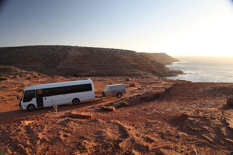 7-Day Exmouth Explorer Via Pinnacles Monkey Mia Ningaloo Reef Returning To Perth - Hobart Tourism 4